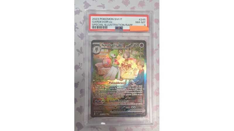 2023 Pokémon SVI IT: 245 Gardevoir ex (Special Illustration Rare) PSA NM-MT 8 (Ed. Ita)