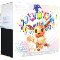 [PREORDER] Pokémon Scarlatto e Violetto: Evoluzioni Prismatiche Set Allenatore Fuoriclasse (Ed. Ita)